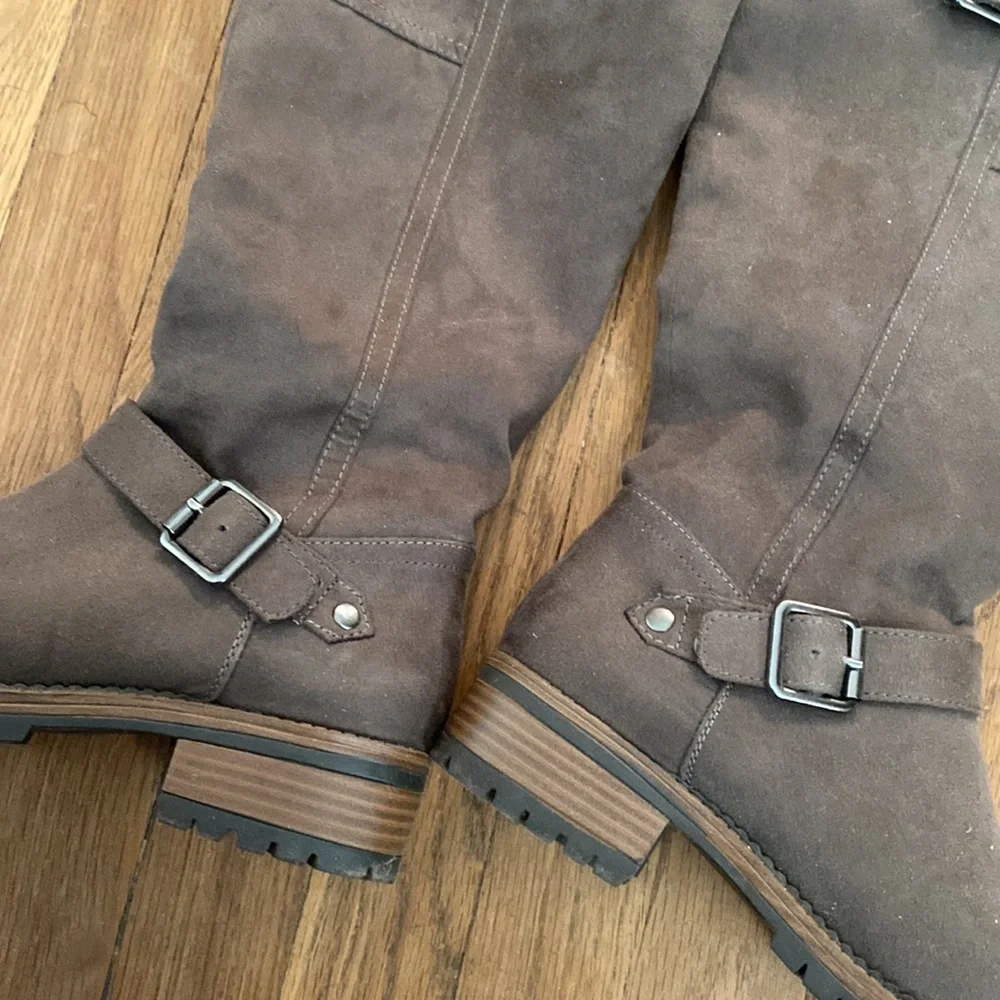 Kenneth Cole zip up boots - Picture 2 of 10